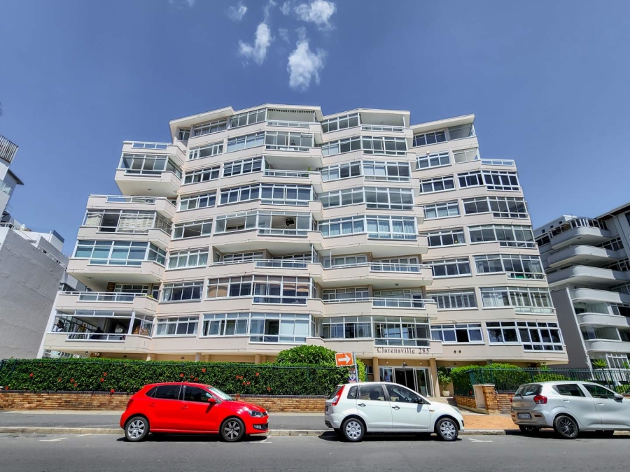 To Let 2 Bedroom Property for Rent in Sea Point Western Cape